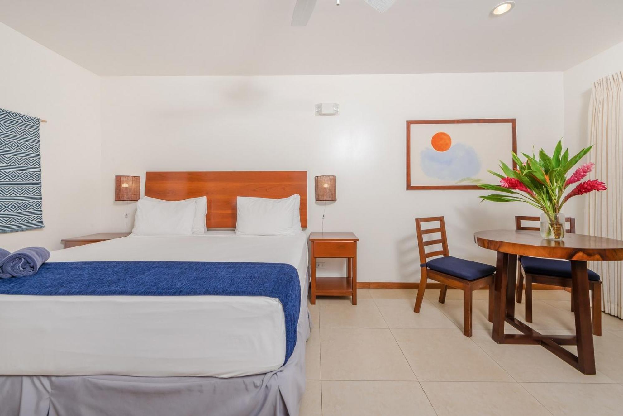 The Coast Beachfront Hotel Тамариндо Номер фото